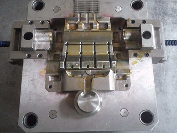 旭錦塑膠模具 旭錦塑膠模具