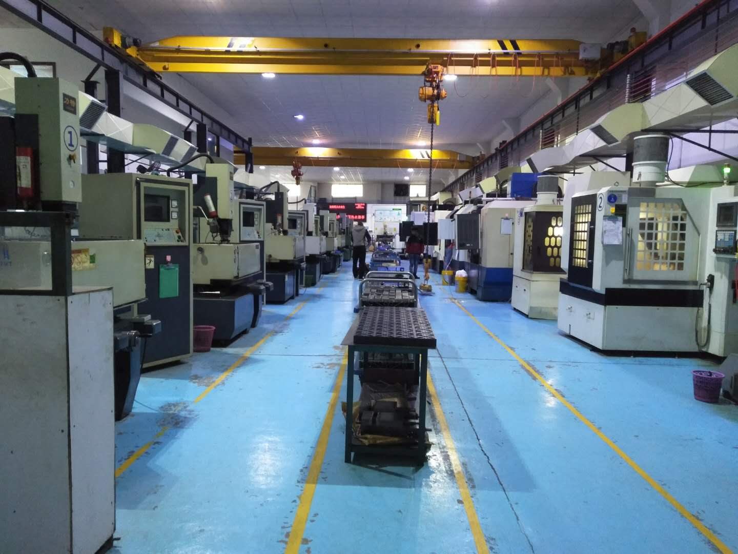 旭錦塑膠模具有限公司-模具部 旭錦塑膠模具有限公司-模具部